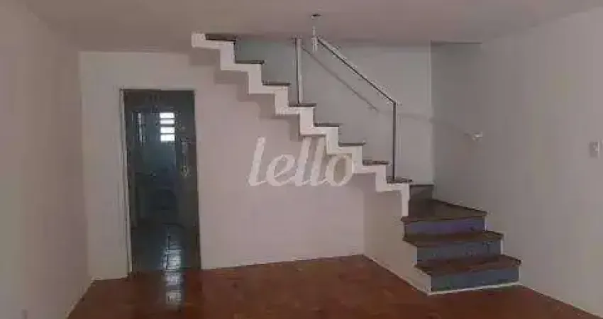 Casa com 2 quartos para alugar na Rua Ytaipu, --, Mirandópolis, São Paulo