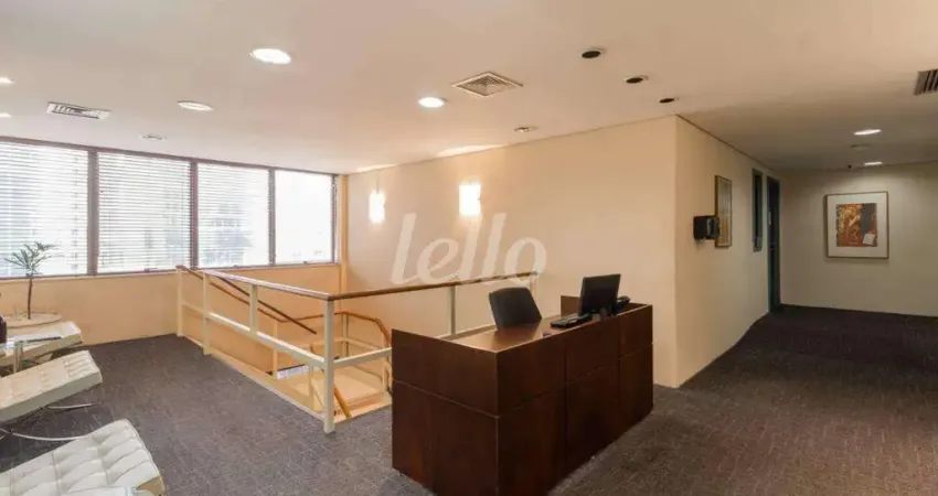 Sala comercial com 18 salas para alugar na Rua Tabapuã, --, Itaim Bibi, São Paulo