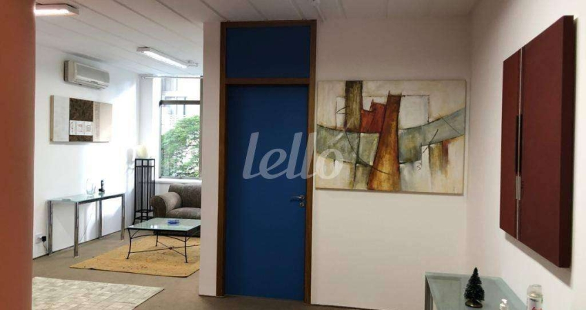 Sala comercial com 1 sala para alugar na Rua Sansão Alves dos Santos, --, Cidade Monções, São Paulo