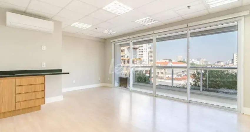 Sala comercial com 1 sala para alugar na Rua Cardeal Arcoverde, --, Pinheiros, São Paulo