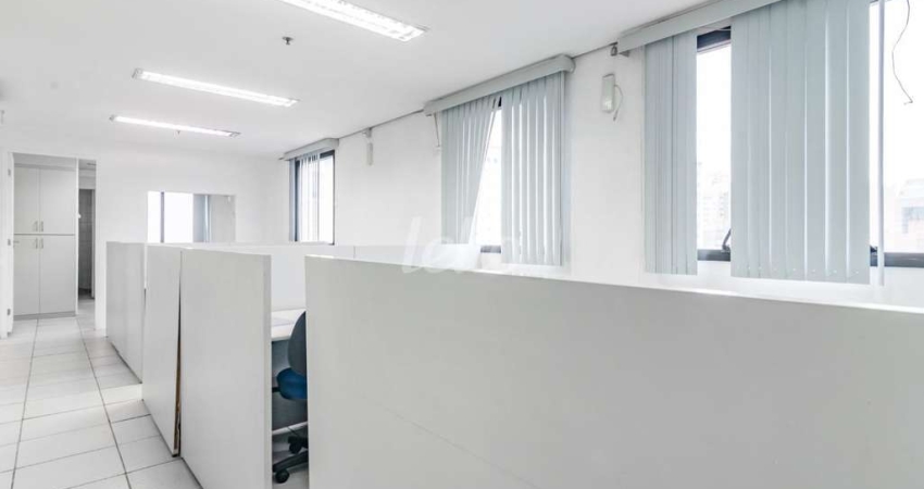 Sala comercial com 2 salas para alugar na Rua Doutor Cândido Espinheira, --, Perdizes, São Paulo