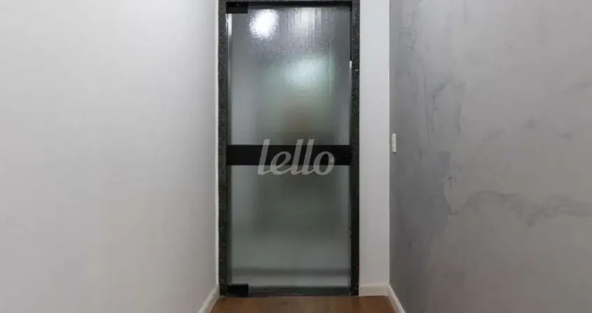 Sala comercial com 3 salas para alugar na Rua Teodoro Sampaio, --, Pinheiros, São Paulo