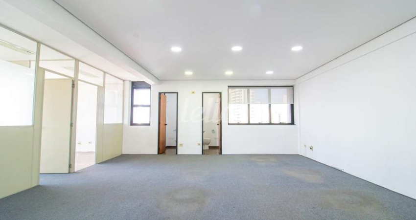 Sala comercial com 4 salas para alugar na Rua Campos Sales, --, Centro, Santo André