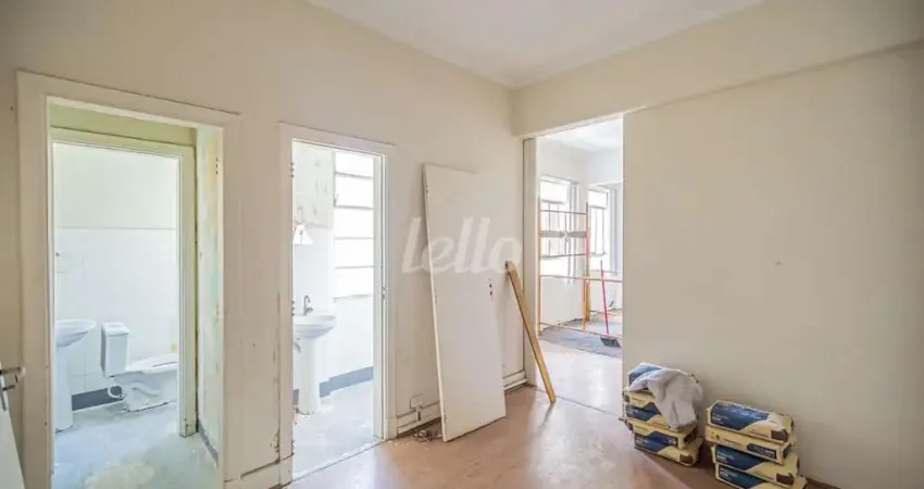 Apartamento para alugar na Rua Líbero Badaró, --, Centro, São Paulo