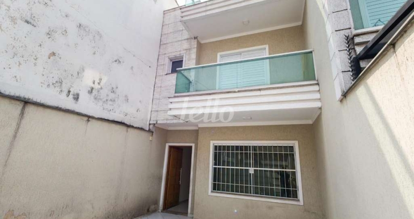 Casa com 2 quartos para alugar na Rua Bacarira, --, Chácara Santo Antônio, São Paulo