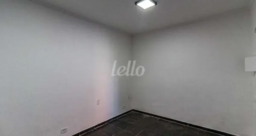 Casa comercial com 1 sala para alugar na Rua Serra de Bragança, --, Vila Gomes Cardim, São Paulo