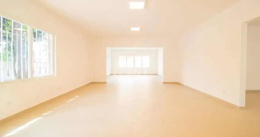 Casa com 5 quartos para alugar na Rua Manuel Morais Pontes, --, Vila Albertina, São Paulo