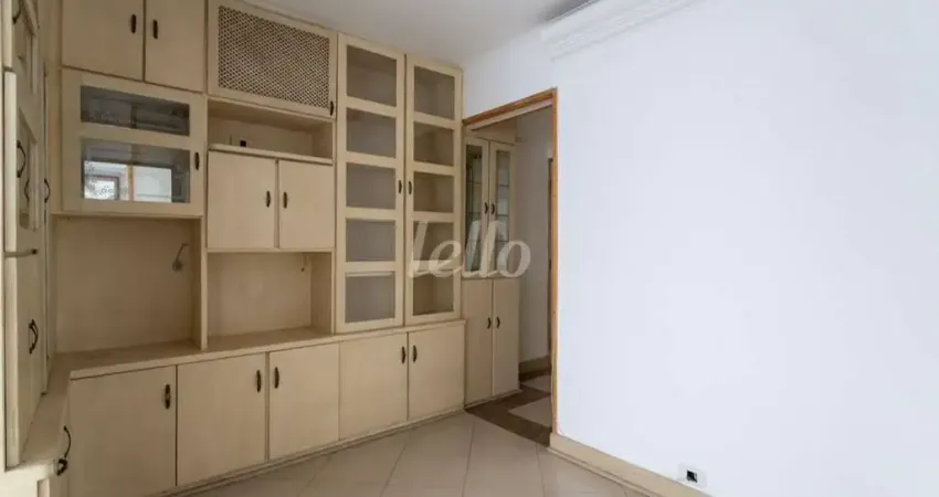 Apartamento com 3 quartos para alugar na Rua Dardanelos, --, Alto da Lapa, São Paulo