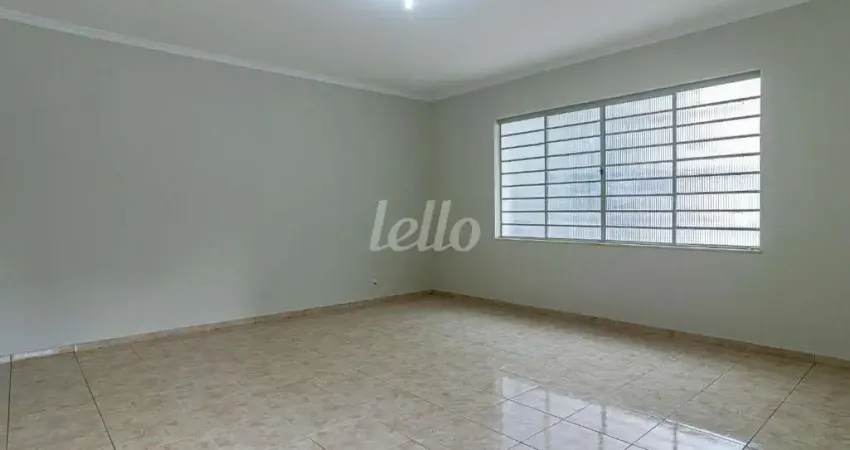 Casa comercial com 4 salas para alugar na Rua Apinajés, --, Sumaré, São Paulo