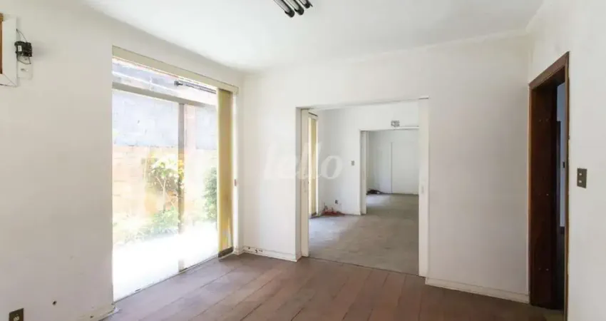 Casa com 4 quartos para alugar na Rua Marechal Bitencourt, --, Jardim Paulista, São Paulo