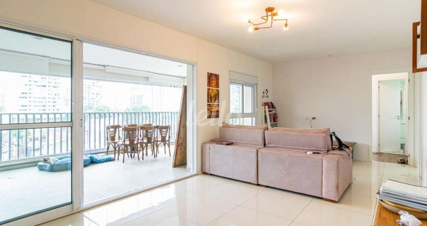 Apartamento com 2 quartos para alugar na Rua Eugênio de Medeiros, --, Pinheiros, São Paulo
