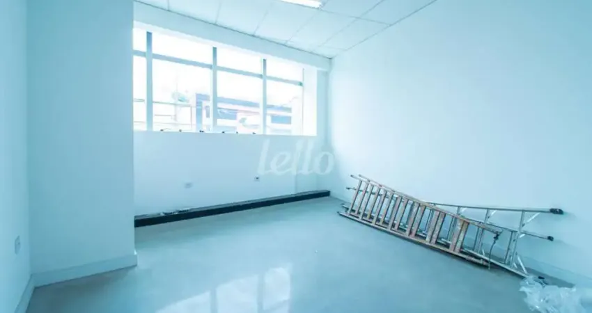 Sala comercial com 1 sala para alugar na Rua Padre Adelino, --, Quarta Parada, São Paulo