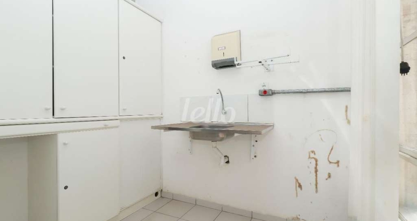 Sala comercial para alugar na Rua Conselheiro Crispiniano, --, República, São Paulo