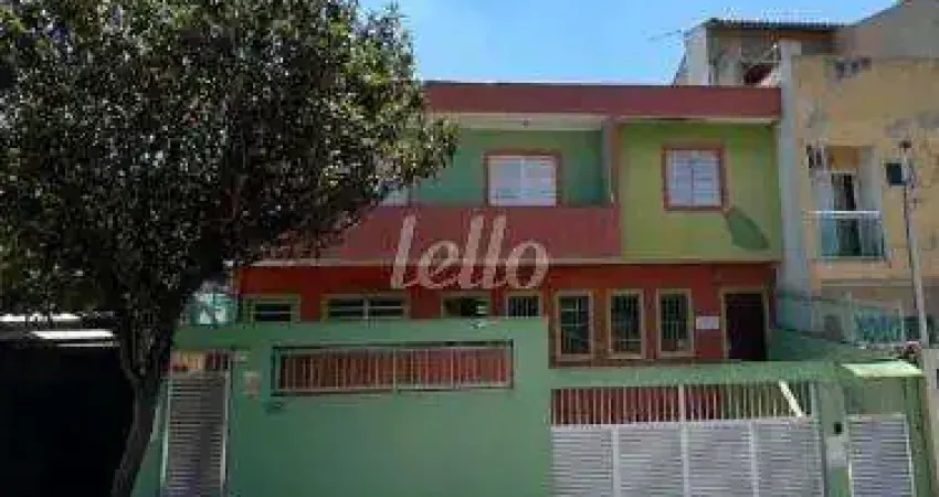 Casa comercial com 1 sala para alugar na Rua Jurubatuba, --, Vila Pires, Santo André