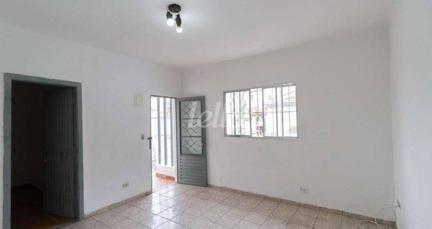 Casa com 2 quartos para alugar na Rua Rainúnculos, --, Vila Alpina, São Paulo