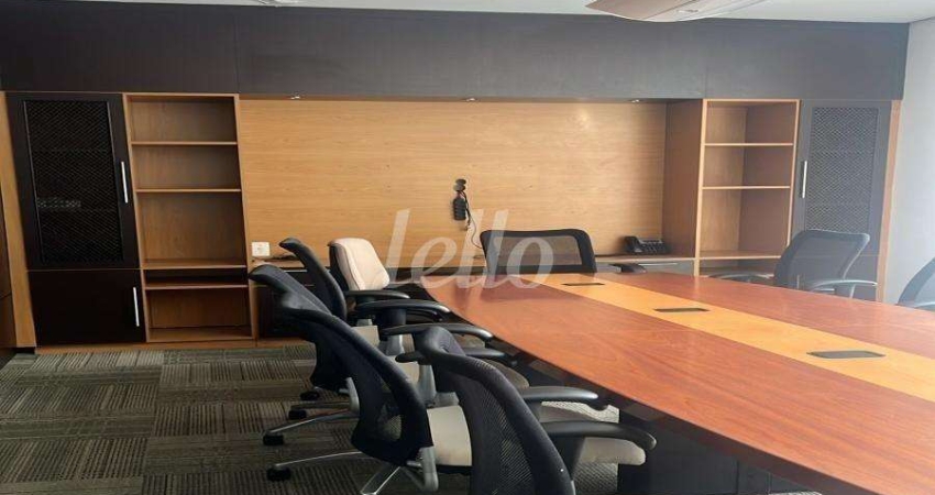 Sala comercial com 5 salas para alugar na Rua Samuel Morse, --, Cidade Monções, São Paulo