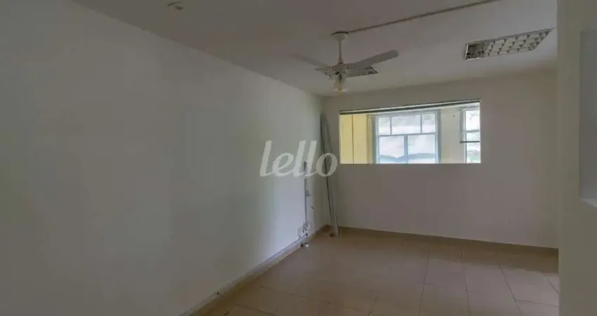 Sala comercial com 3 salas para alugar na Avenida Nove de Julho, --, Jardim Paulista, São Paulo