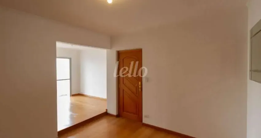 Apartamento com 3 quartos para alugar na Rua Garção Tinoco, --, Santana, São Paulo