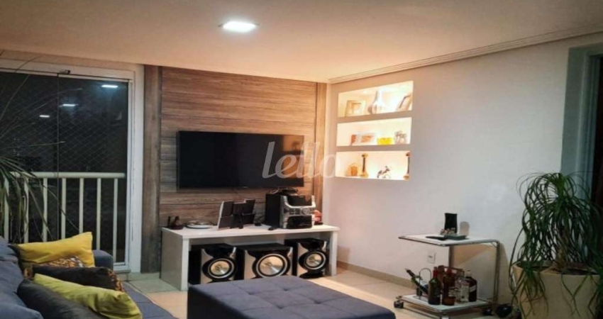 Apartamento com 3 quartos para alugar na Rua Gregório Matos, --, Vila Regente Feijó, São Paulo
