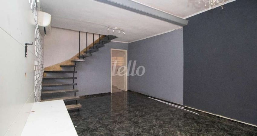 Casa com 2 quartos para alugar na Rua dos Coqueiros, --, Campestre, Santo André