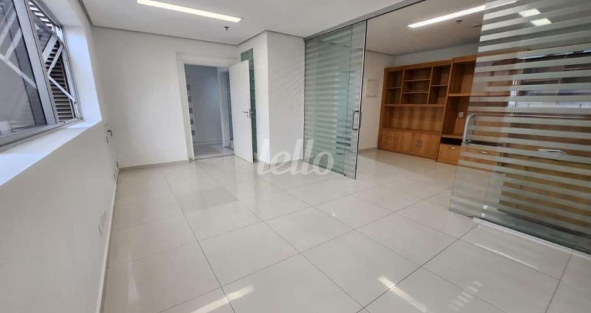 Sala comercial com 2 salas para alugar na Rua Apinajés, --, Pompéia, São Paulo