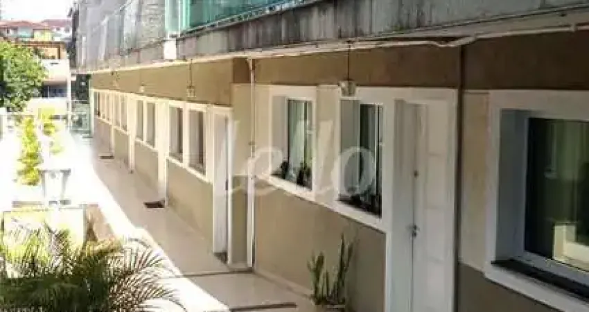 Casa em condomínio fechado com 3 quartos para alugar na Rua Comprida, --, Vila Mazzei, São Paulo