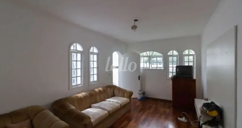 Casa com 3 quartos para alugar na Rua Santo Adalberto, --, Jardim Franca, São Paulo