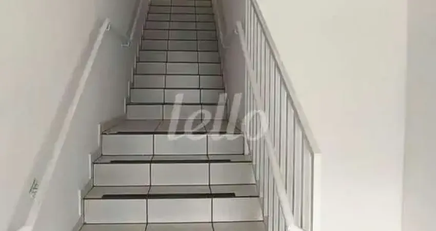 Ponto comercial com 1 sala para alugar na Rua das Hortências, --, Vila Helena, Santo André