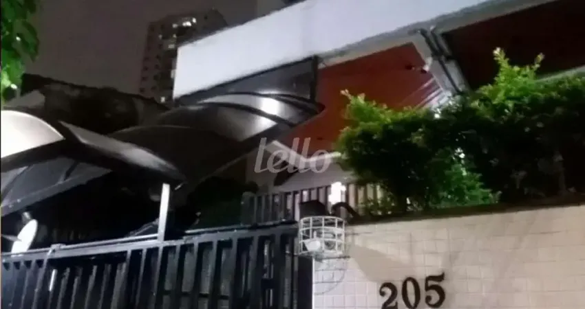 Apartamento com 4 quartos para alugar na Rua Tabajaras, --, Mooca, São Paulo
