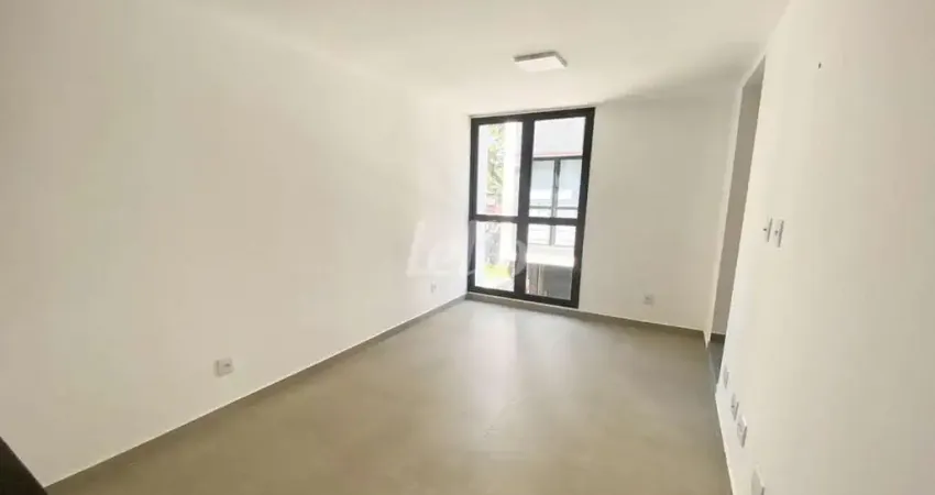 Casa com 2 quartos para alugar na Rua Tonelero, --, Vila Ipojuca, São Paulo