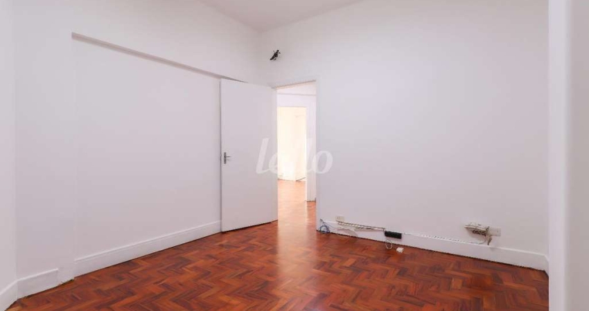 Sala comercial com 3 salas para alugar na Rua Riachuelo, --, Sé, São Paulo