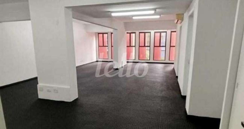 Sala comercial com 6 salas para alugar na Rua Catequese, --, Vila Guiomar, Santo André