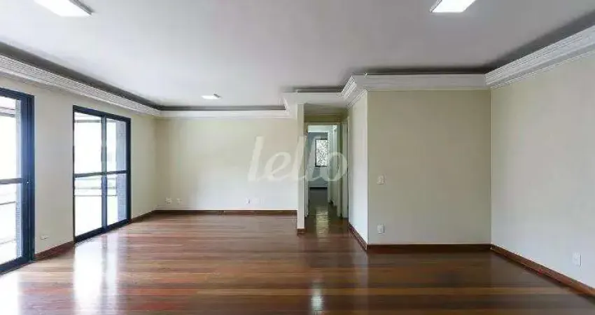 Apartamento com 3 quartos para alugar na Rua Francisco Pessoa, --, Vila Andrade, São Paulo