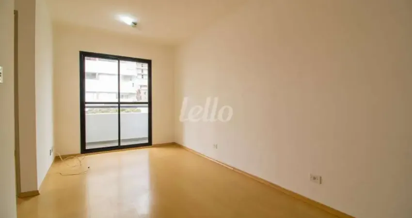 Apartamento com 2 quartos para alugar na Rua Jaboticabal, --, Vila Bertioga, São Paulo