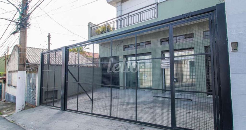 Prédio com 4 salas para alugar na Rua Américo Vespucci, --, Vila Prudente, São Paulo