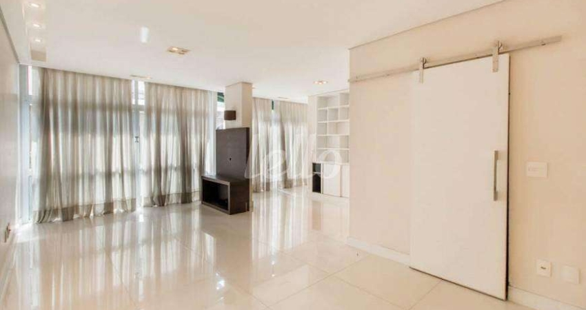 Apartamento com 3 quartos para alugar na Rua Romilda Margarida Gabriel, --, Itaim Bibi, São Paulo