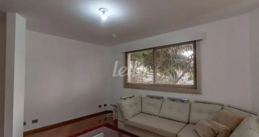 Apartamento com 4 quartos para alugar na Rua Dona Januária, --, Vila Regente Feijó, São Paulo