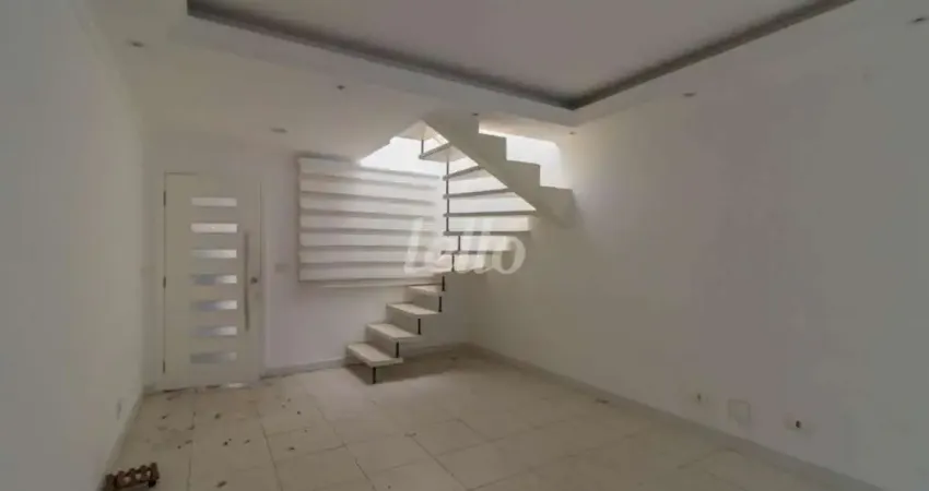 Casa com 2 quartos para alugar na Rua Euclides Pacheco, --, Vila Gomes Cardim, São Paulo