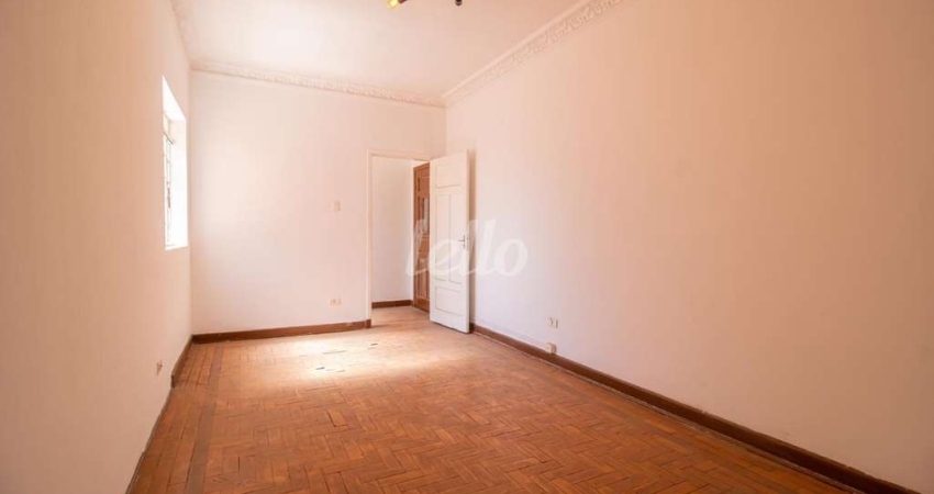 Casa com 2 quartos para alugar na Rua Capitão Macedo, --, Vila Clementino, São Paulo