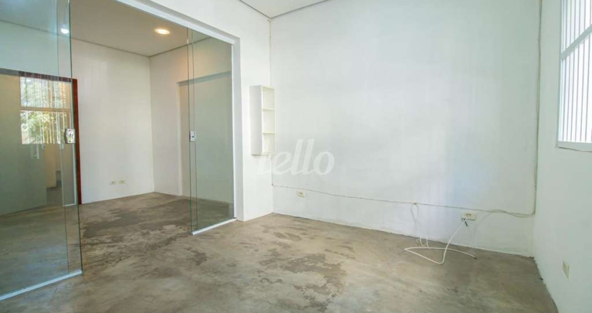 Casa comercial com 3 salas para alugar na Rua Capitão Macedo, --, Vila Clementino, São Paulo