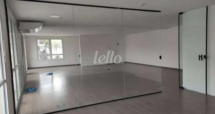 Sala comercial para alugar na Rua Cardeal Arcoverde, --, Pinheiros, São Paulo