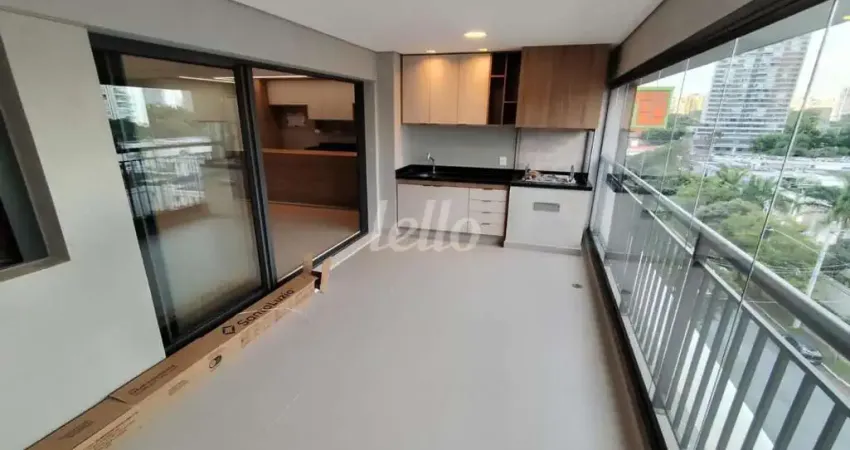 Apartamento com 3 quartos para alugar na R.  Rua Sul, --, Brooklin Paulista, São Paulo