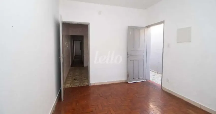 Casa com 2 quartos para alugar na Rua Gerôncio Gregório Silva, --, Jardim Sônia Maria, Mauá