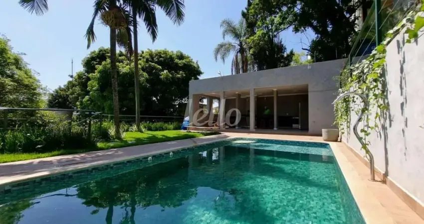 Casa com 3 quartos para alugar na Rua Maestro Pedro Jatobá, --, Vila Albertina, São Paulo