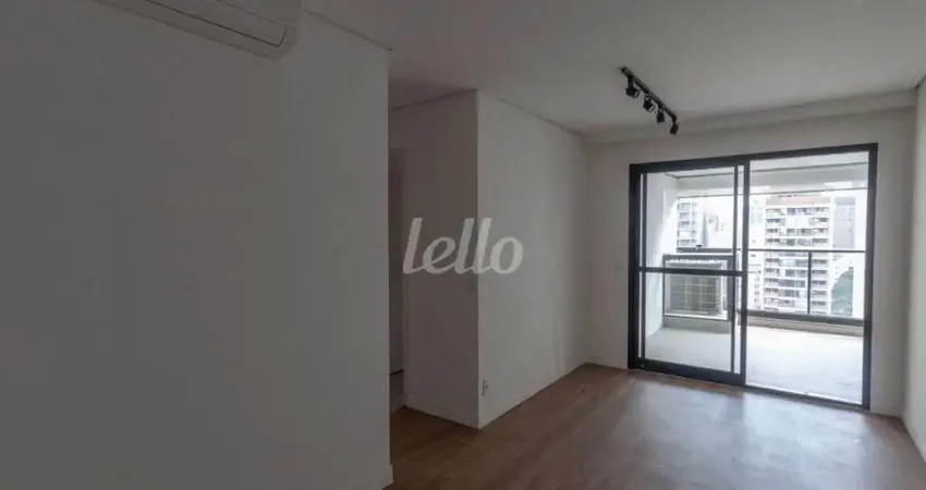 Apartamento para alugar na Rua Cristiano Viana, --, Cerqueira César, São Paulo