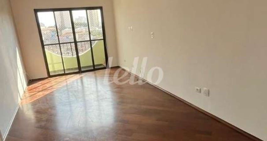 Apartamento com 3 quartos para alugar na Rua Florianópolis, --, Vila Bertioga, São Paulo