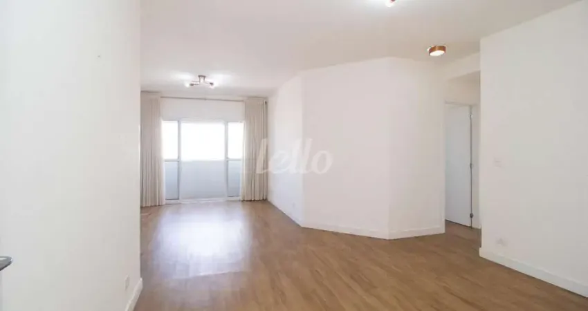 Apartamento com 3 quartos para alugar na Rua General Osório, --, Vila Boa Vista, Santo André
