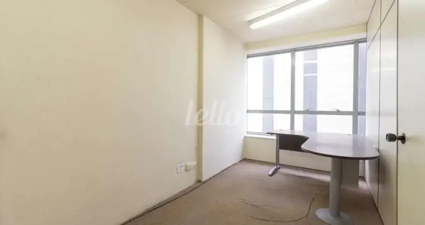 Sala comercial com 1 sala para alugar na Avenida Brigadeiro Faria Lima, --, Jardim Paulistano, São Paulo