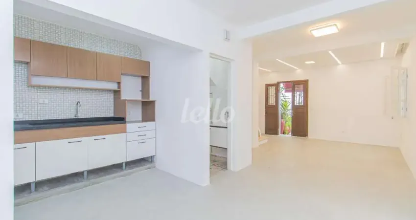 Casa com 4 quartos para alugar na Rua das Fiandeiras, --, Vila Olímpia, São Paulo