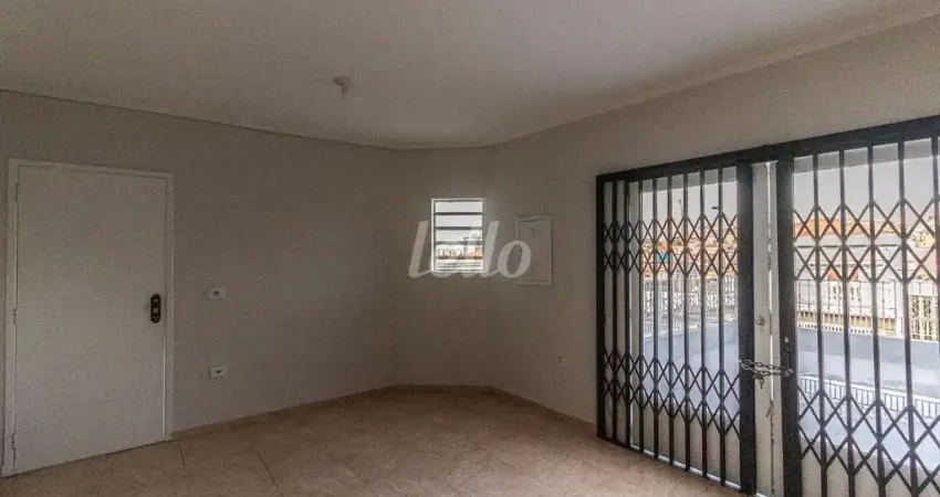 Casa com 3 quartos para alugar na Rua Frei Orlando, --, Vila Santa Isabel, São Paulo